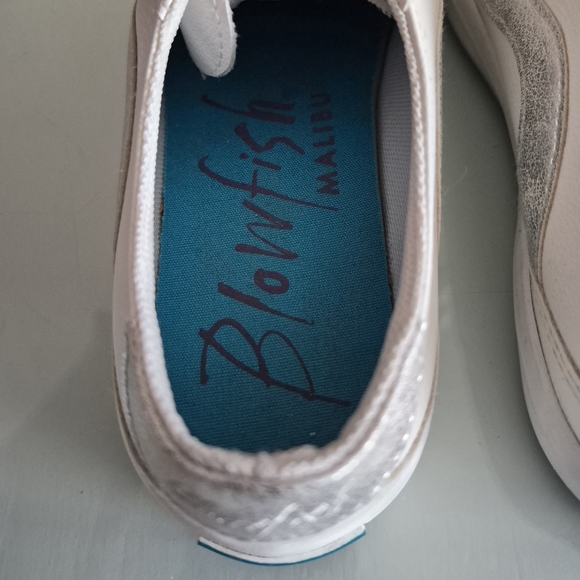 Blowfish White Sneakers - Picture 5 of 6